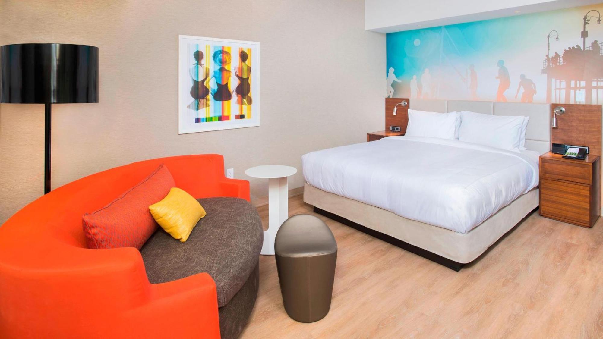 Hotel Courtyard By Marriott Santa Mónica