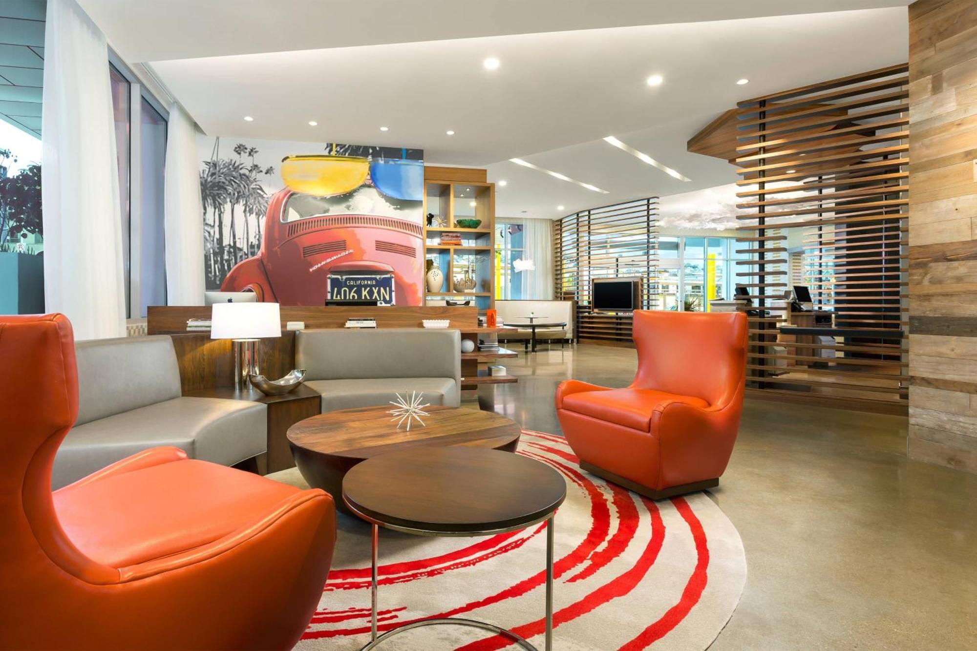 Hotel Courtyard By Marriott