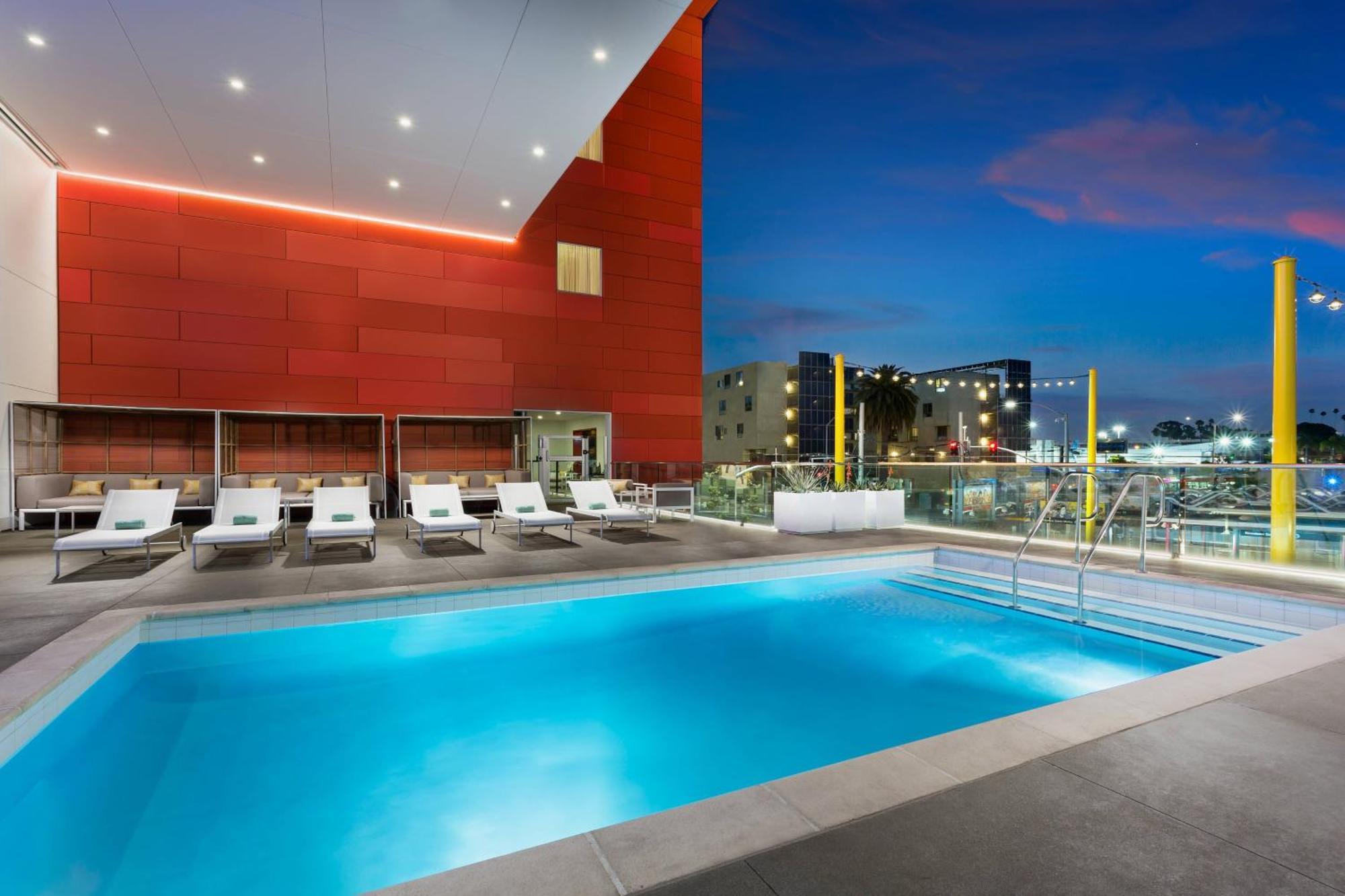 Courtyard By Marriott Hotel 3*