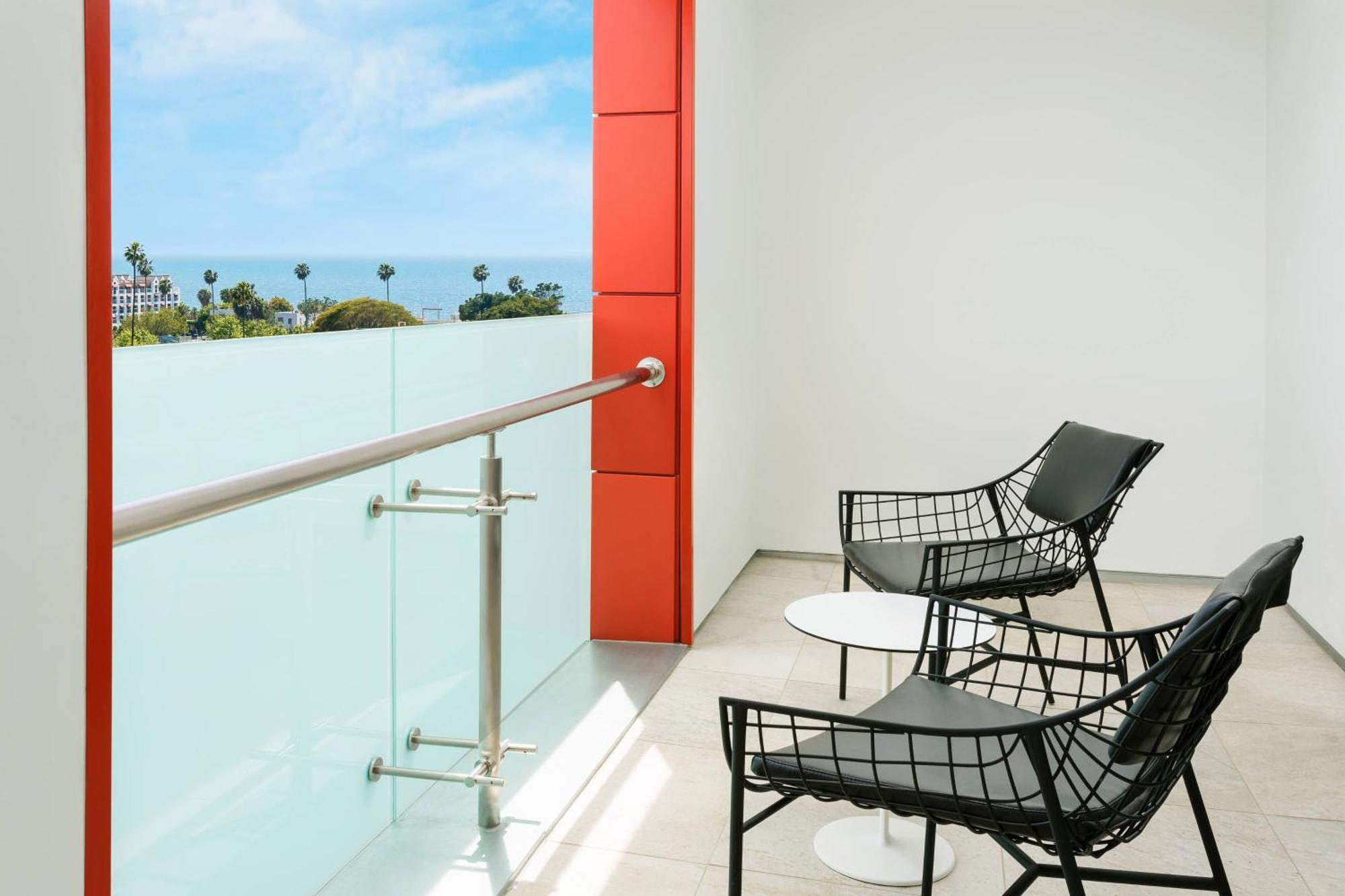 Courtyard By Marriott Hotel 3*
