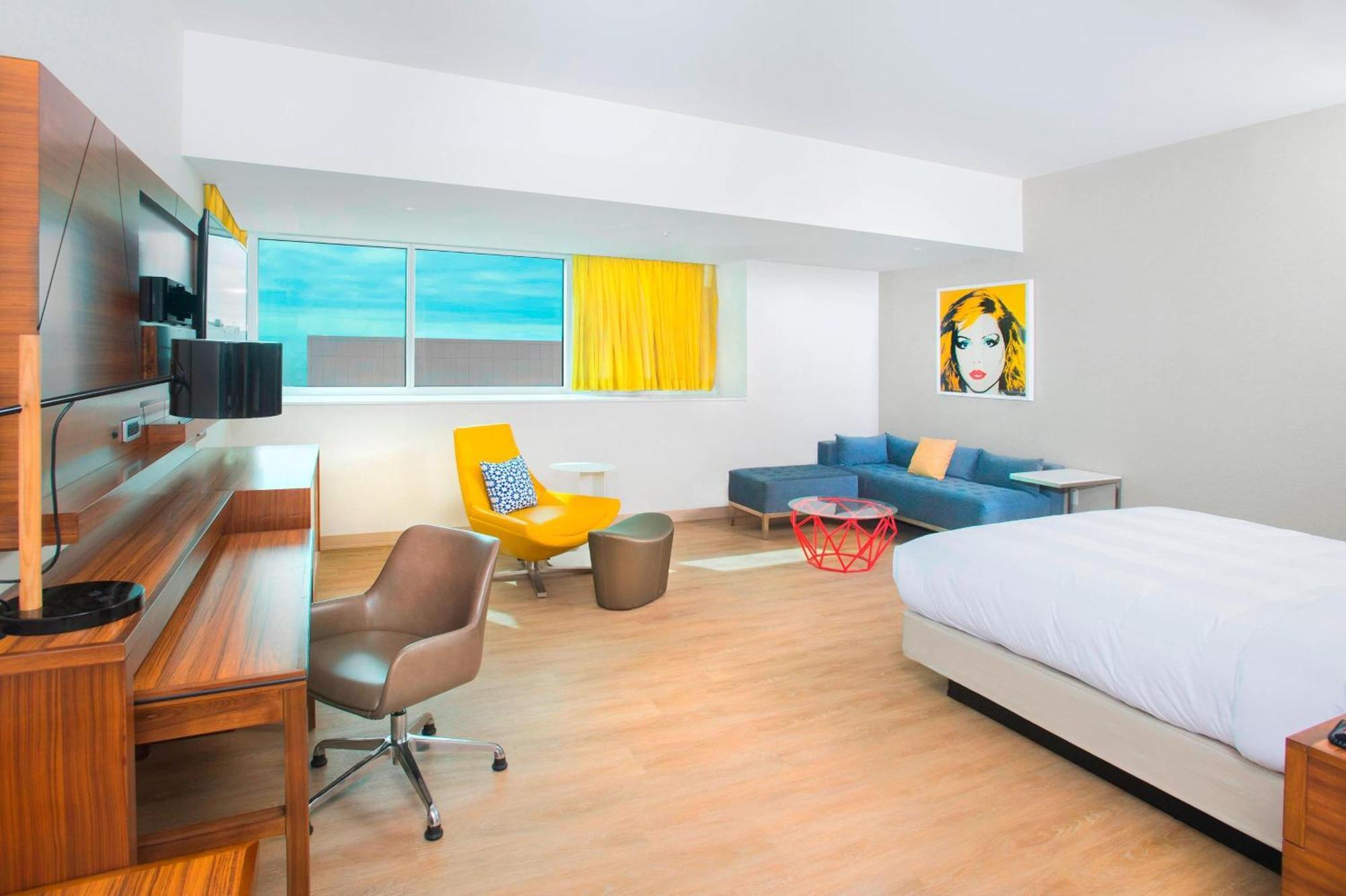 Courtyard By Marriott
