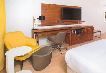 Courtyard By Marriott