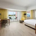 Courtyard By Marriott Santa Monica