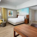 Courtyard By Marriott Santa Monica